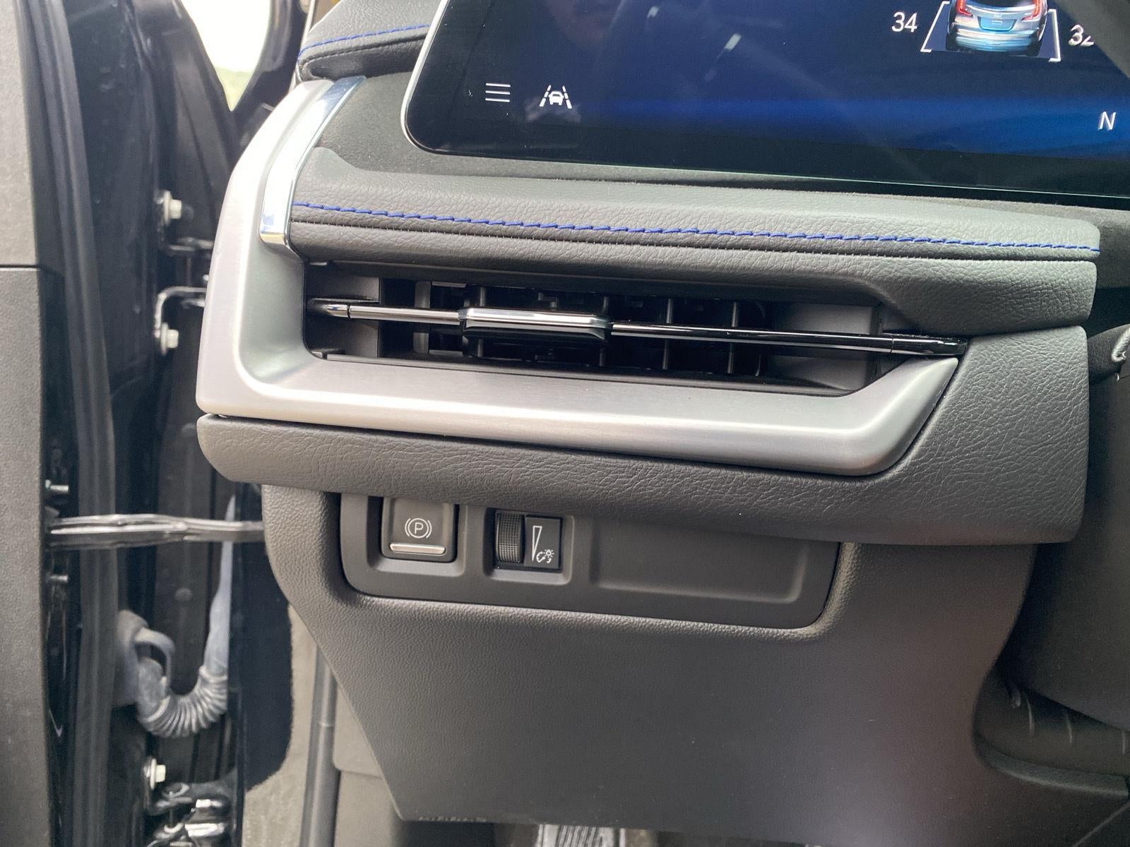 2024 Cadillac XT4 AWD Sport