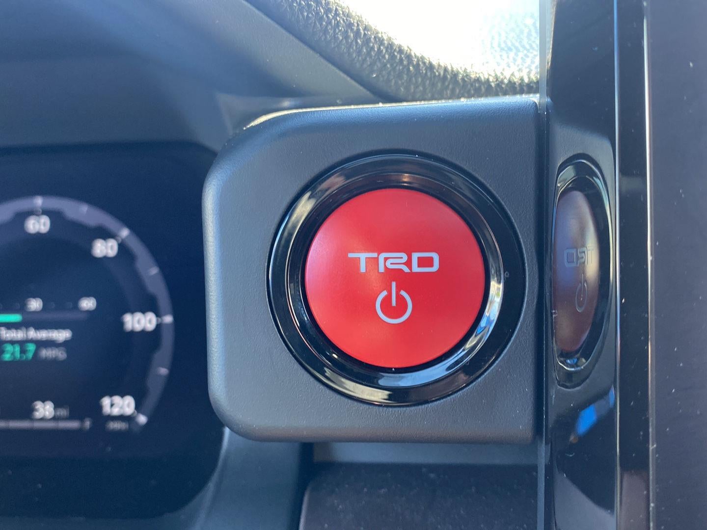 2025 Toyota Tacoma TRD Sport HV