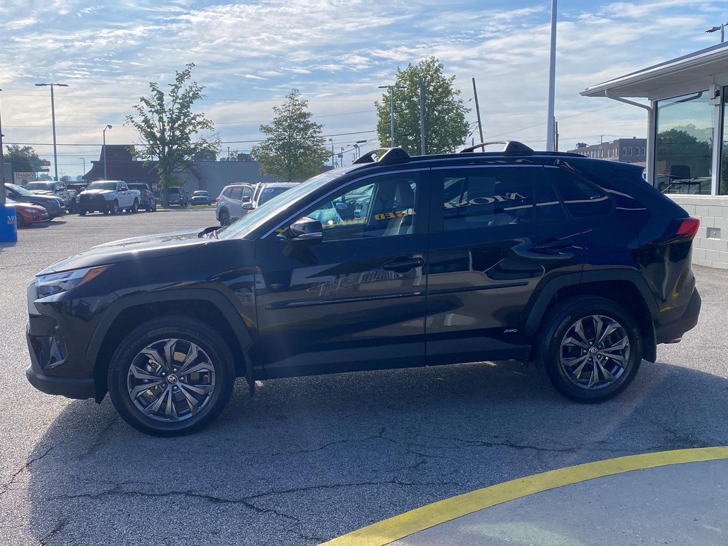 2024 Toyota RAV4 Hybrid XLE Premium