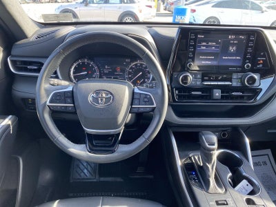 2022 Toyota Highlander XSE
