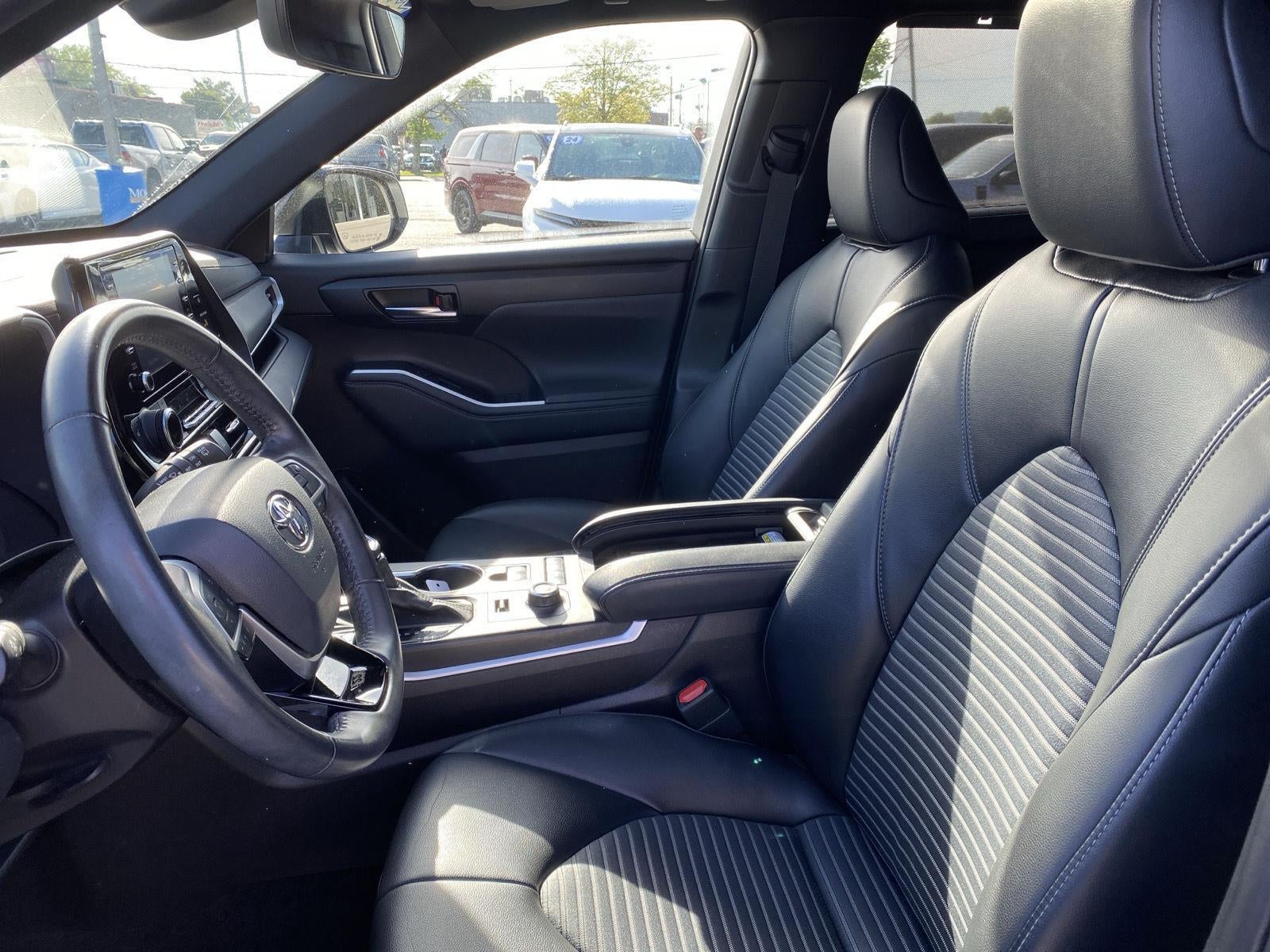 2022 Toyota Highlander XSE