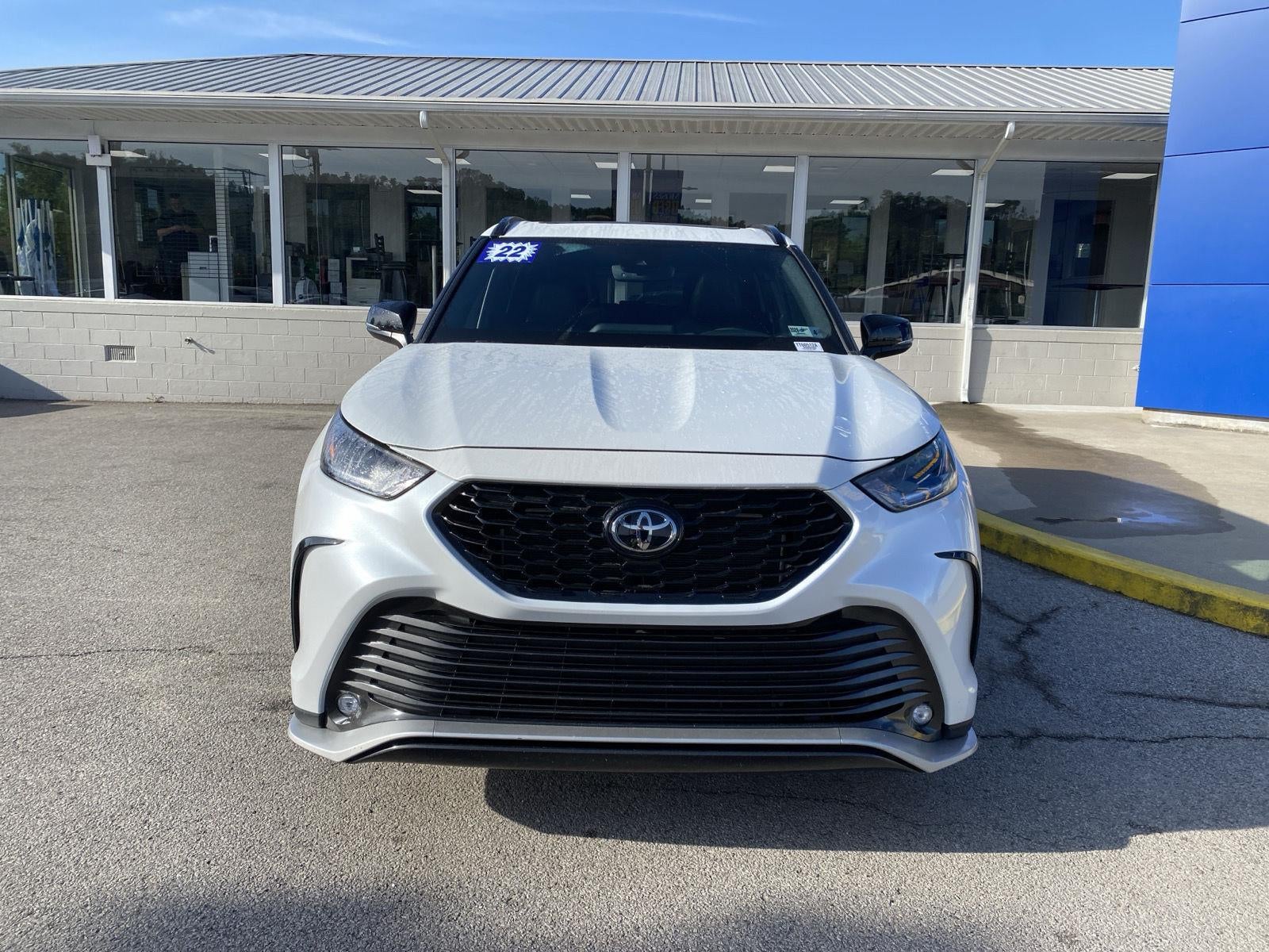 2022 Toyota Highlander XSE