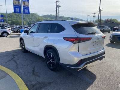 2022 Toyota Highlander XSE