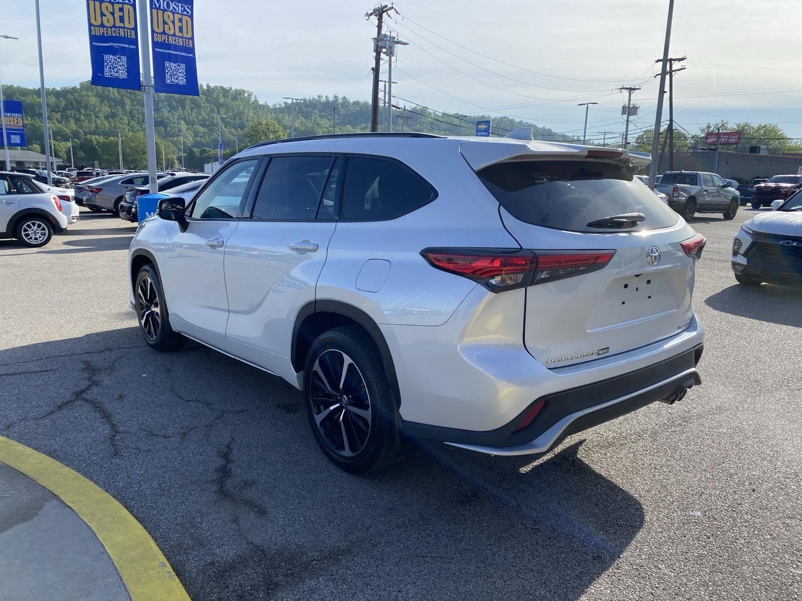 2022 Toyota Highlander XSE