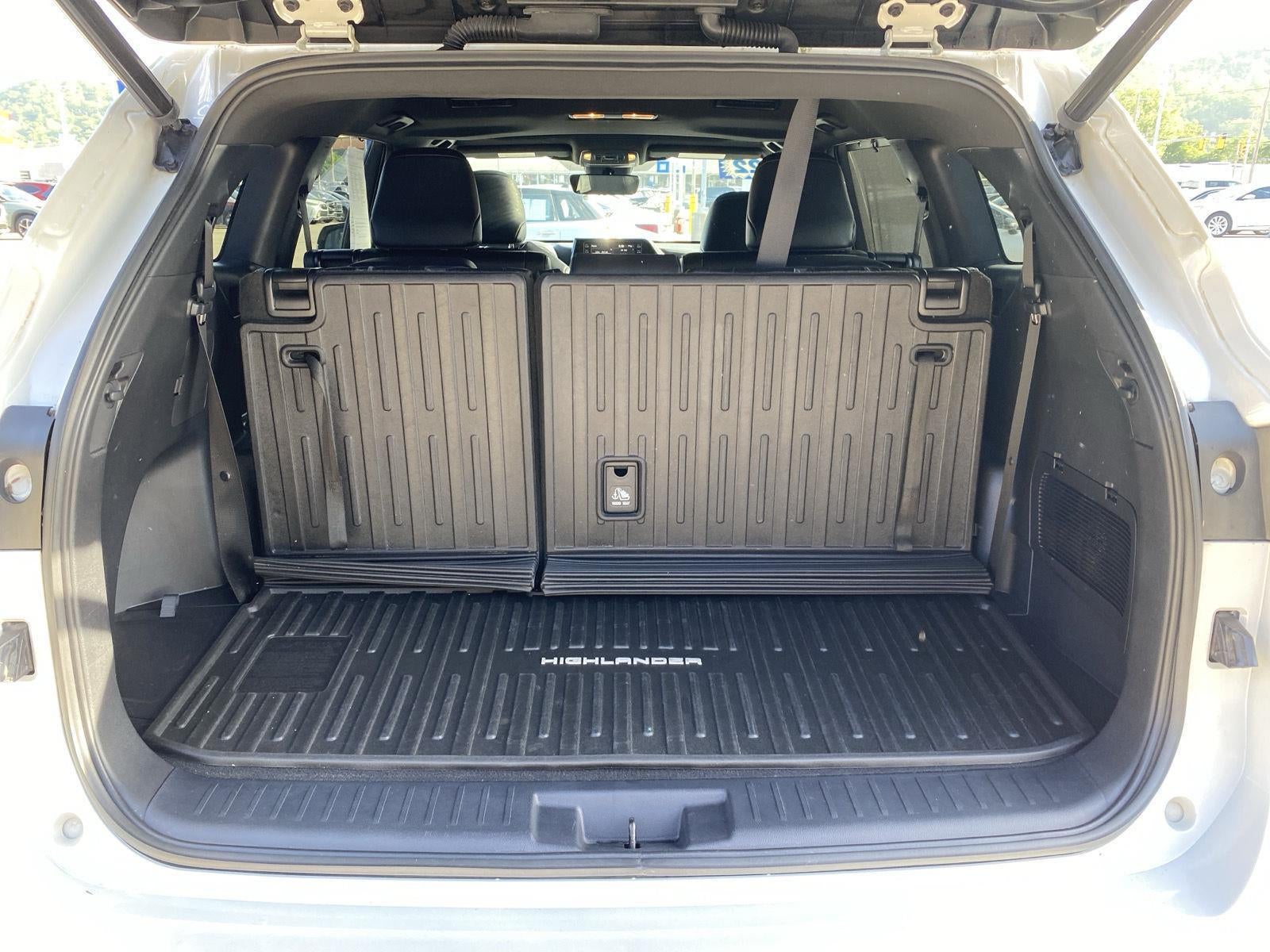 2022 Toyota Highlander XSE