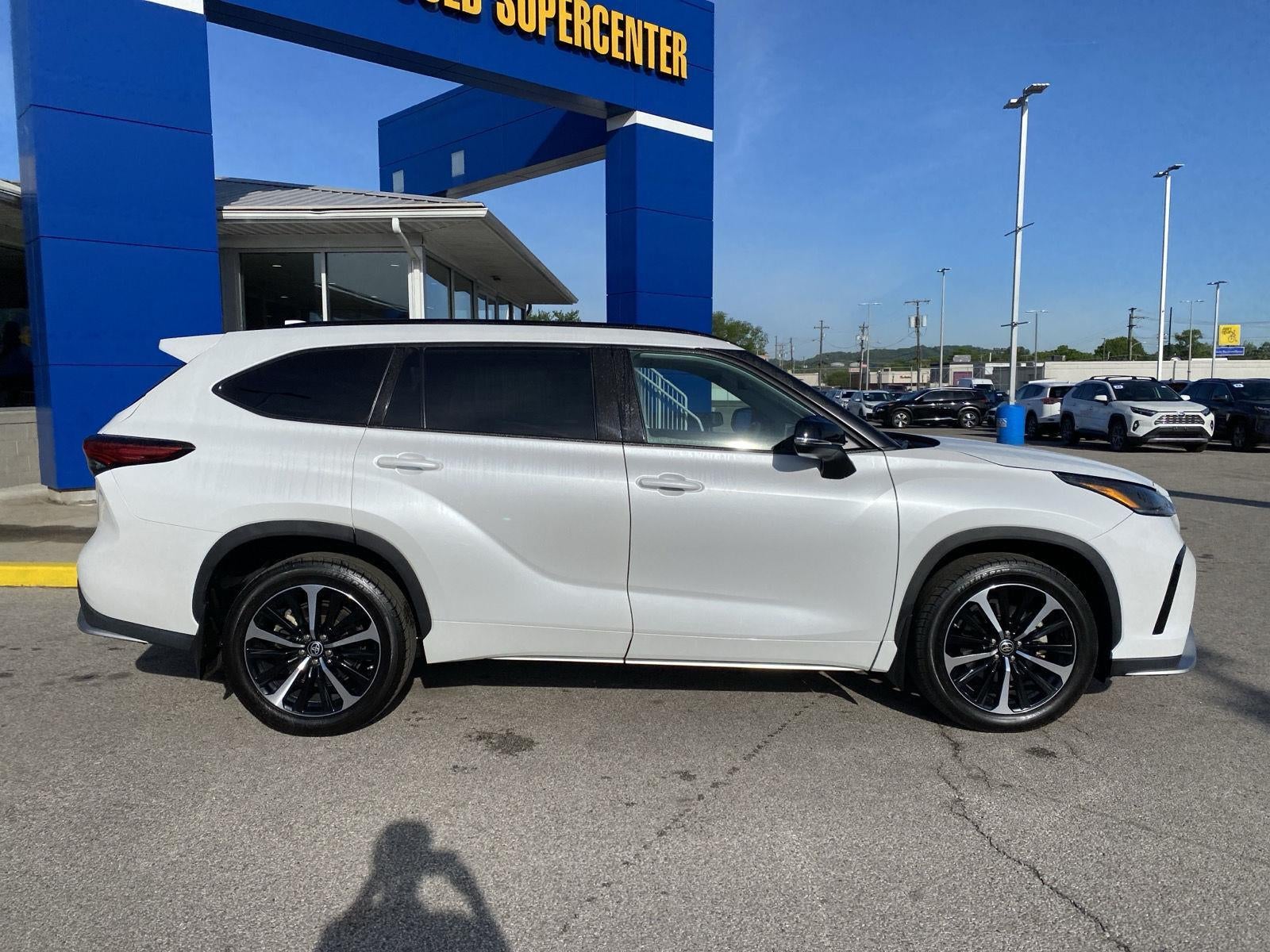 2022 Toyota Highlander XSE