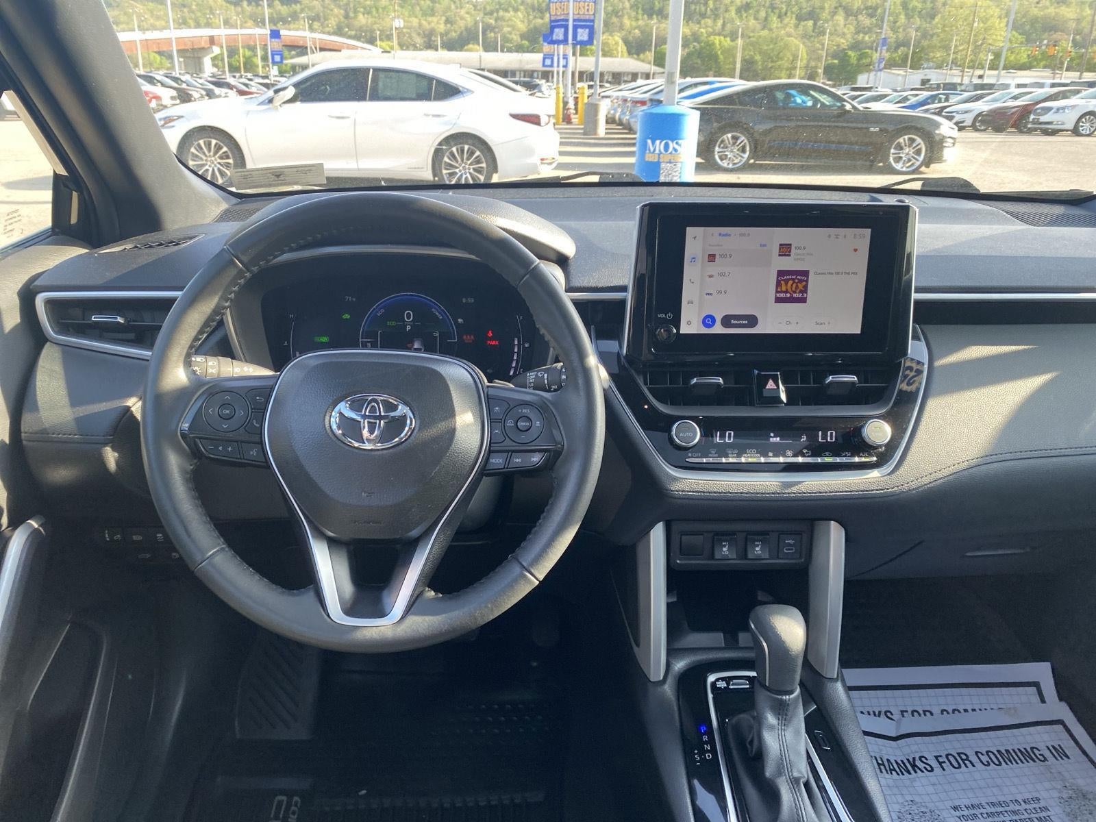 2025 Toyota Corolla Cross Hybrid XSE