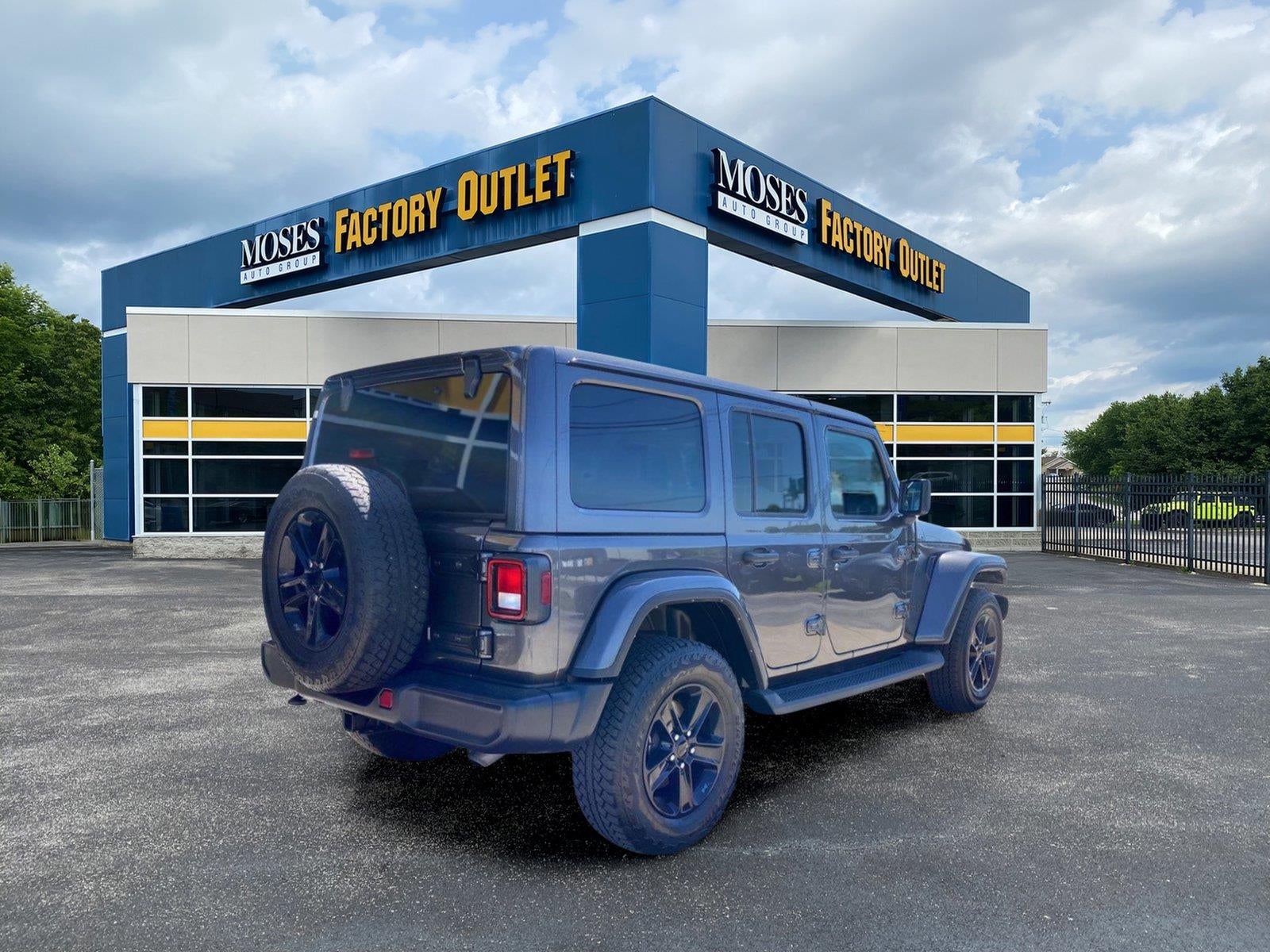 2022 Jeep Wrangler Unlimited Sahara Altitude