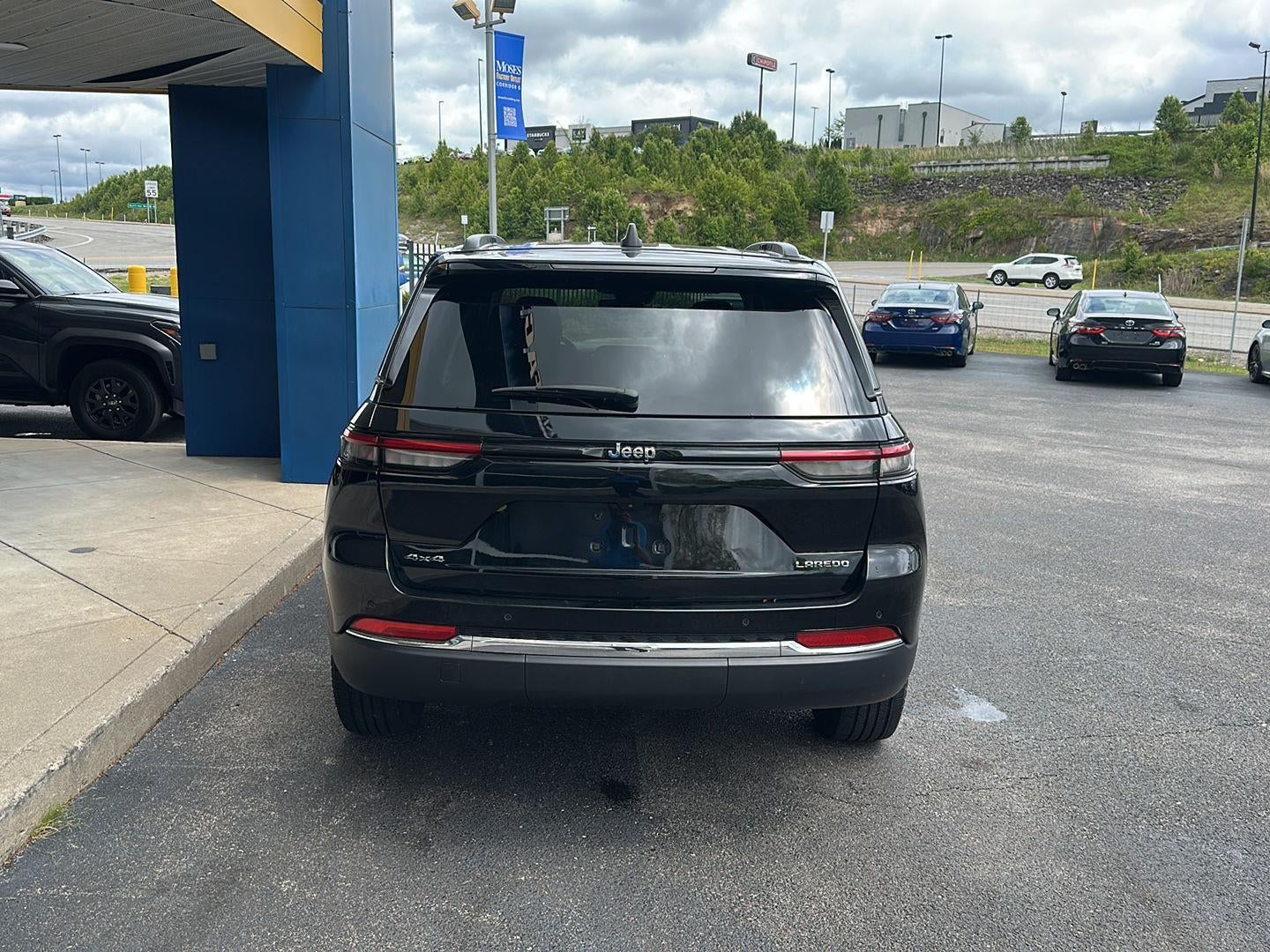 2023 Jeep Grand Cherokee Laredo
