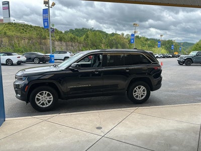 2023 Jeep Grand Cherokee Laredo