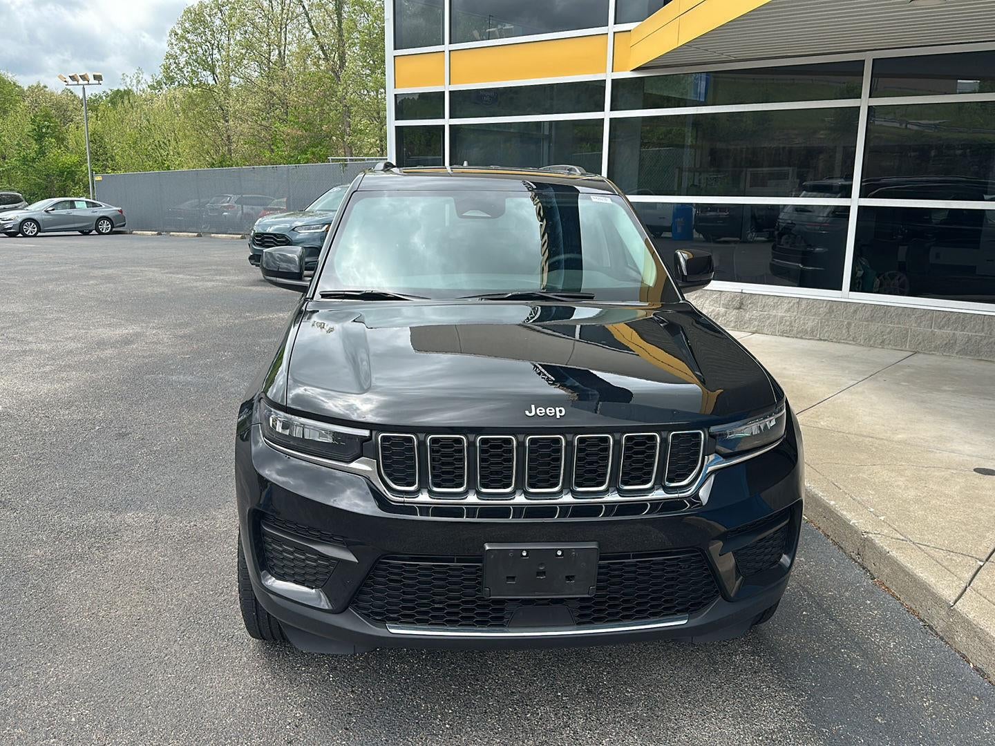 2023 Jeep Grand Cherokee Laredo