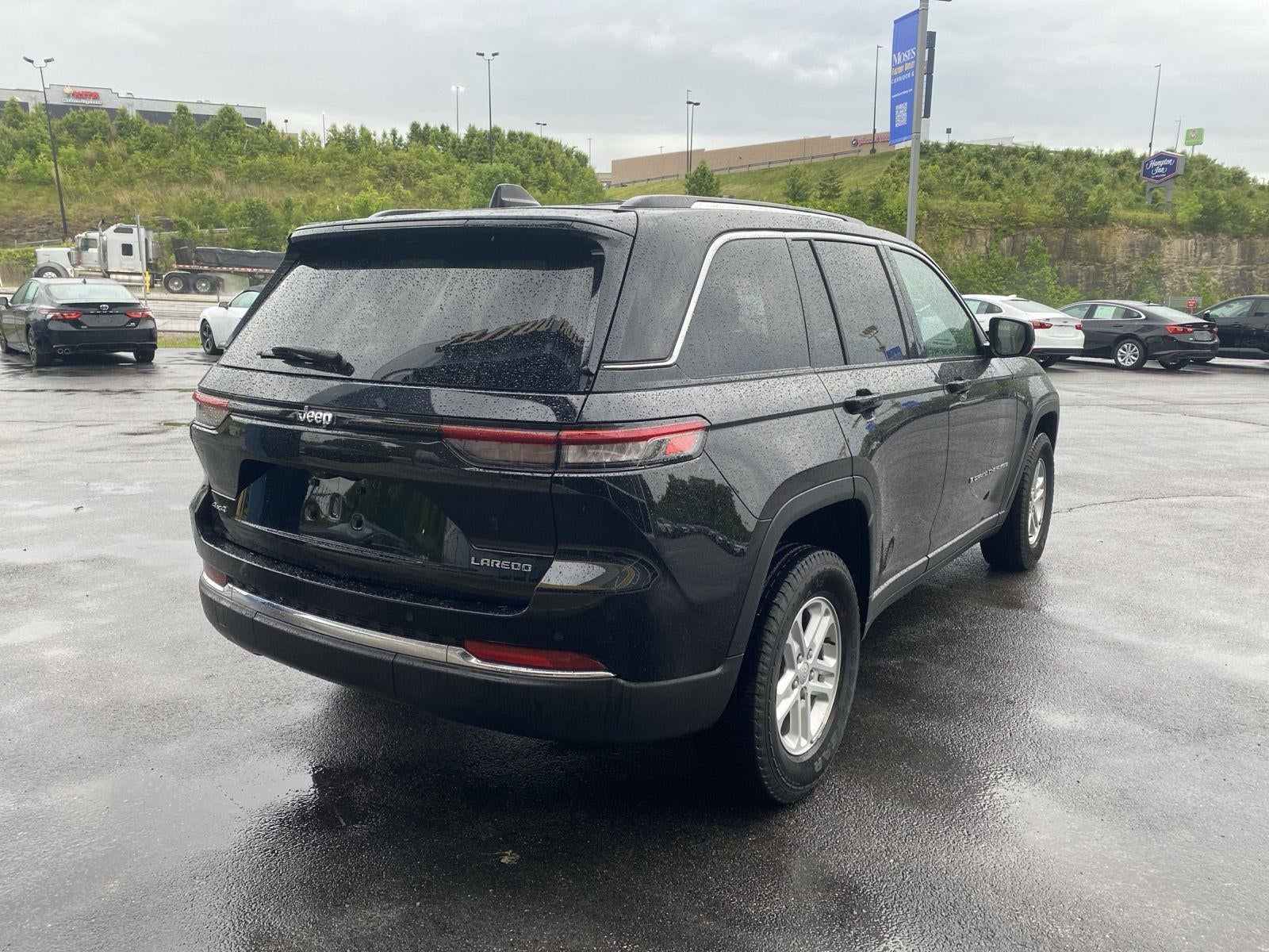 2023 Jeep Grand Cherokee Laredo