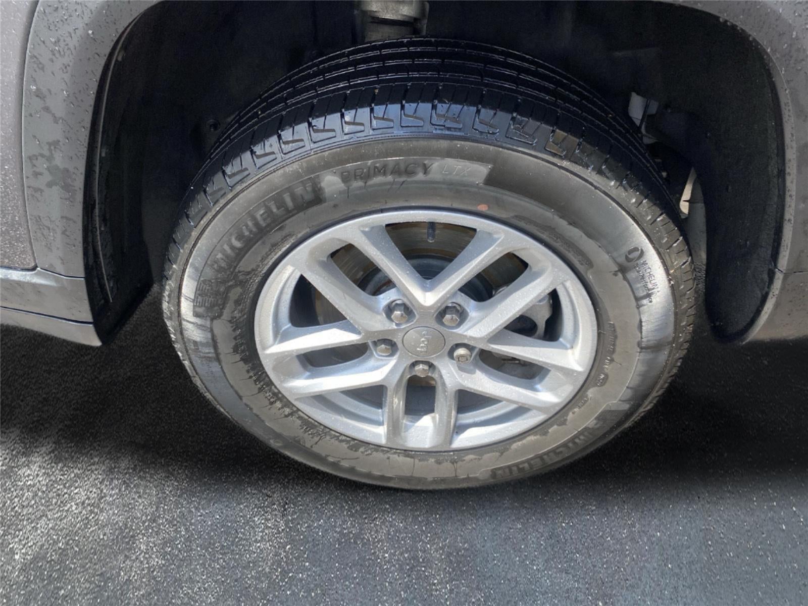 2022 Jeep Grand Cherokee L Laredo