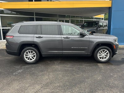 2022 Jeep Grand Cherokee L Laredo