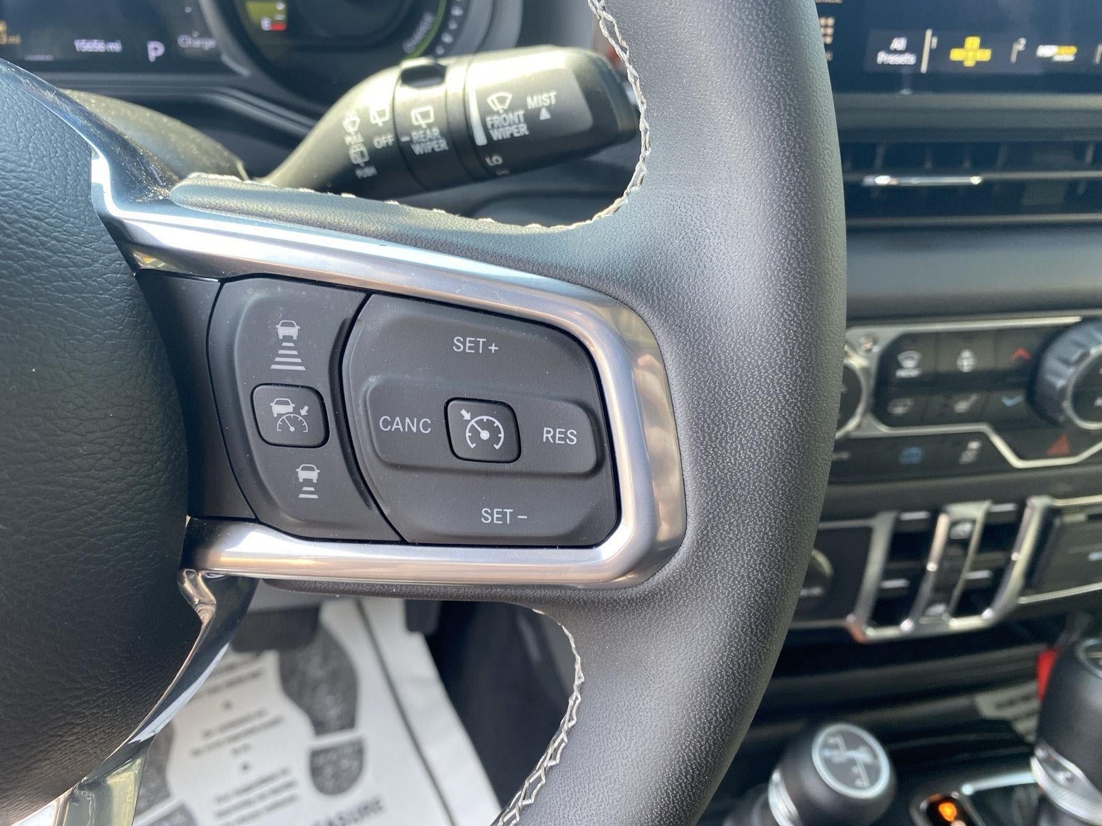 2025 Jeep Wrangler 4xe Sahara