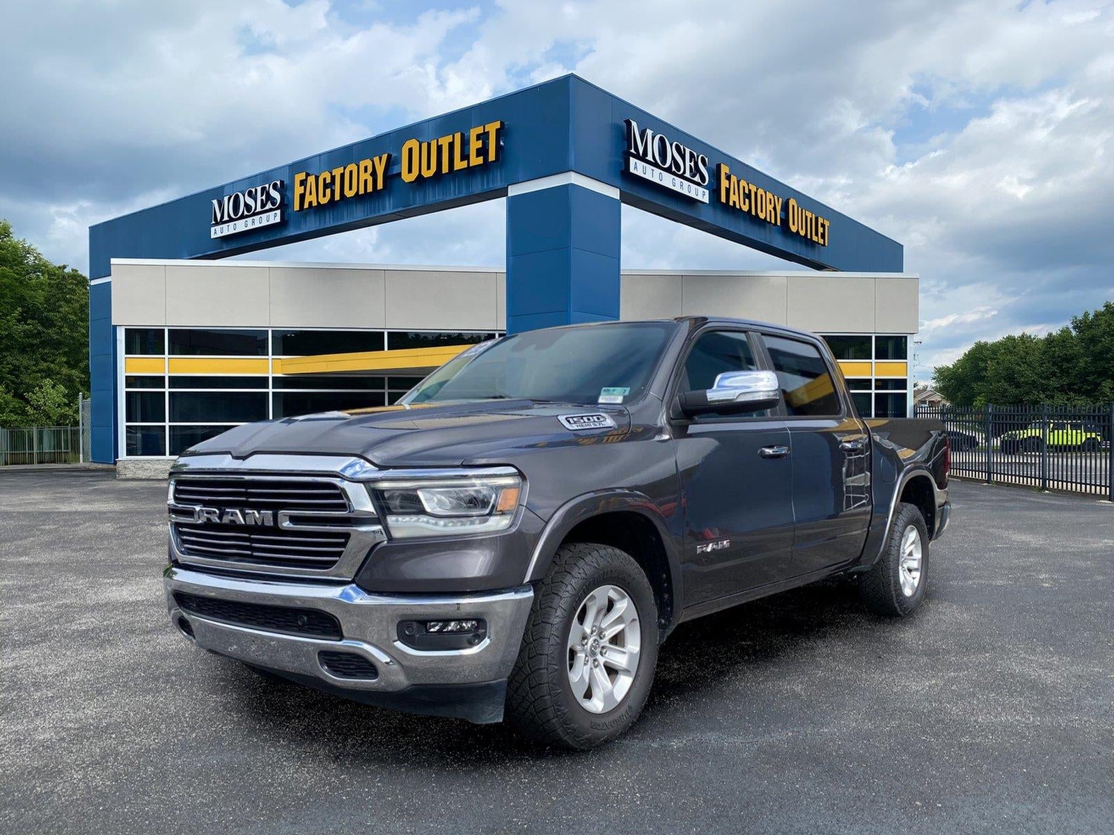 2022 RAM 1500 Laramie