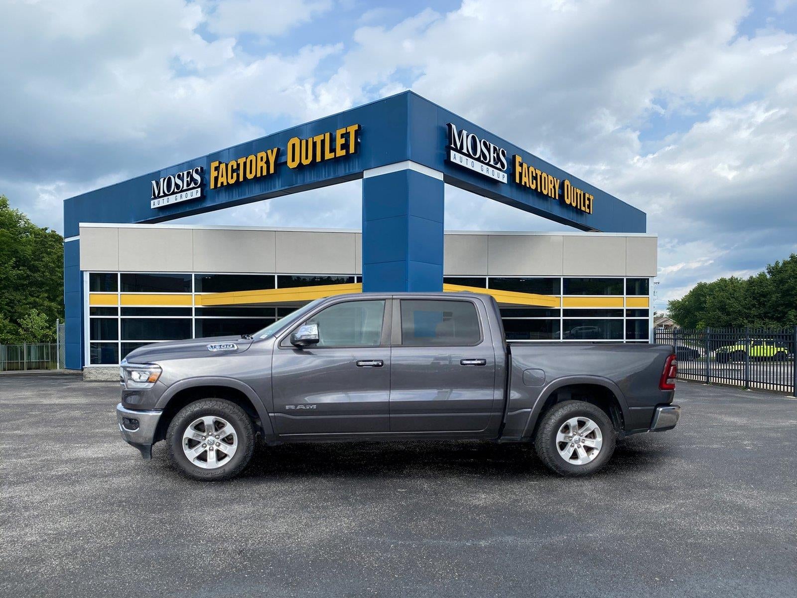 2022 RAM 1500 Laramie