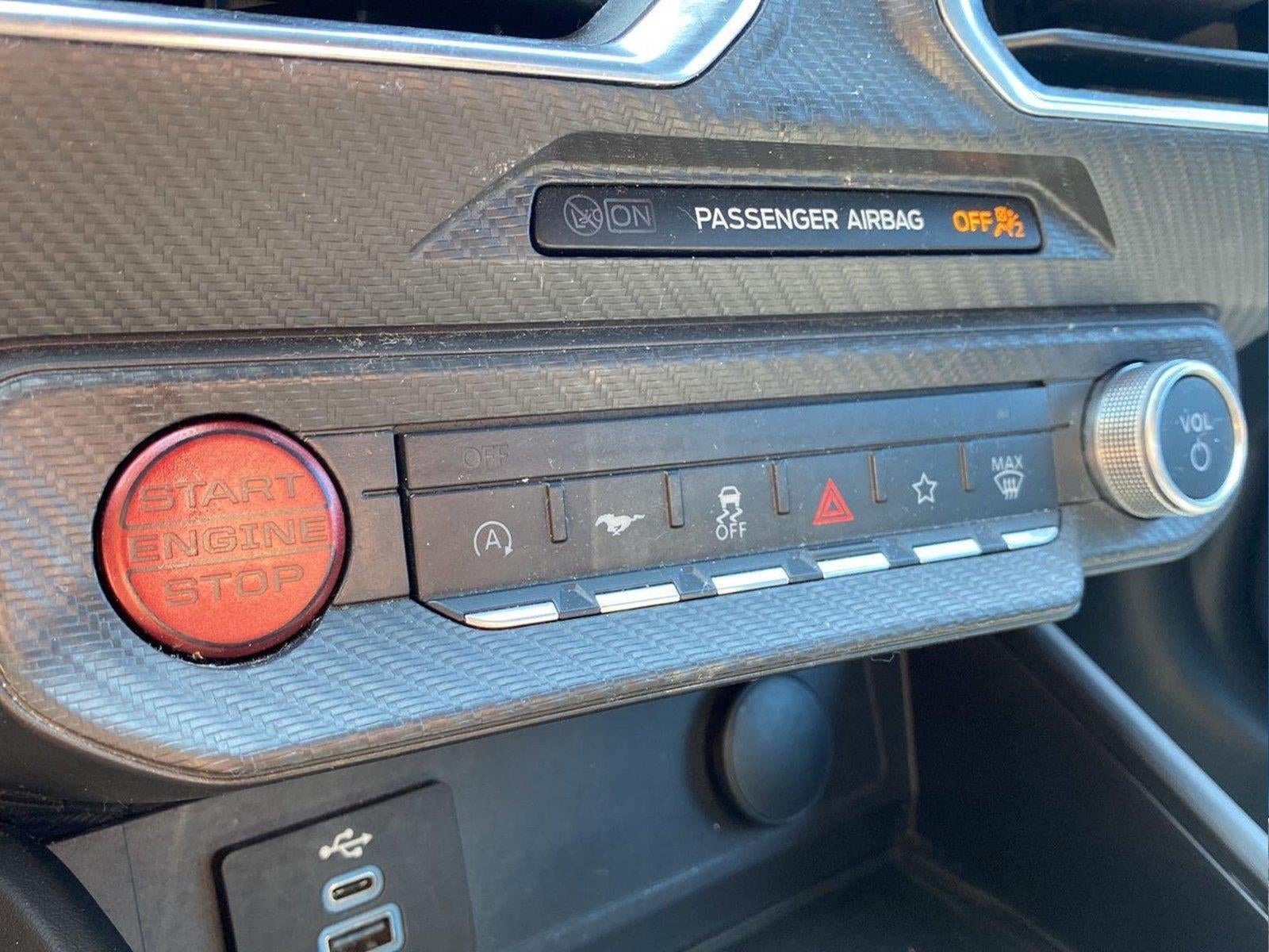 2025 Ford Mustang EcoBoost Premium