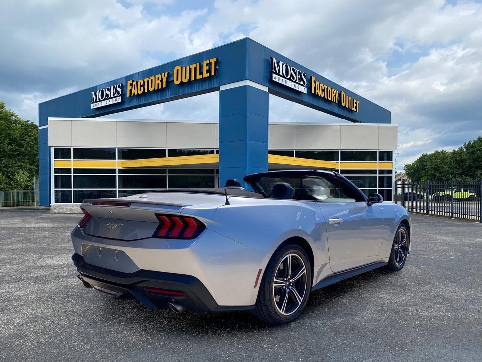2025 Ford Mustang EcoBoost Premium
