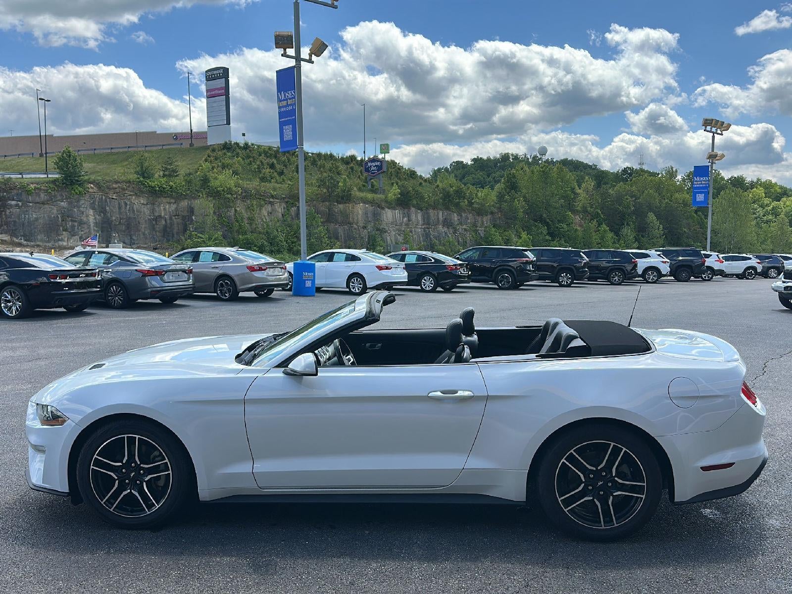 2022 Ford Mustang EcoBoost Premium