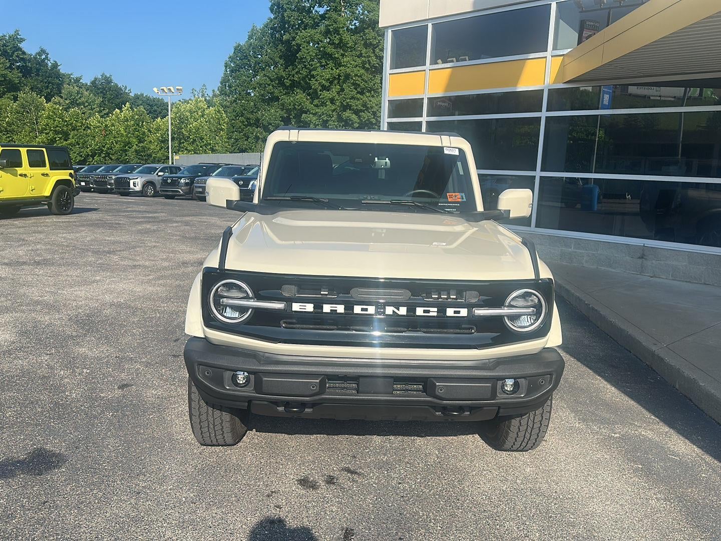 2025 Ford Bronco Outer Banks