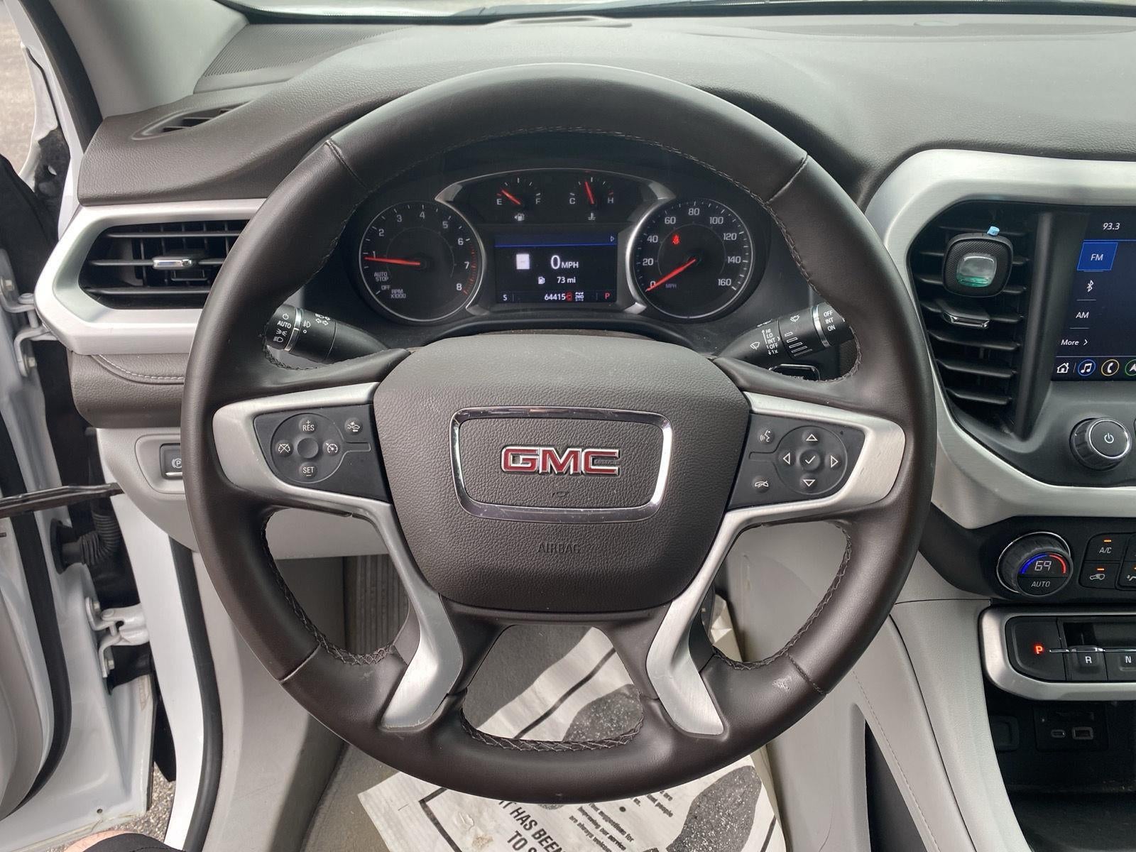 2023 GMC Acadia SLT