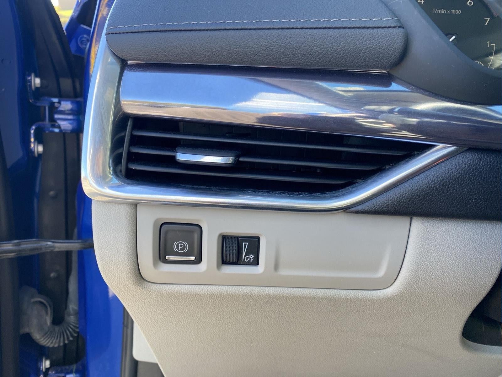 2021 Cadillac XT4 FWD Luxury