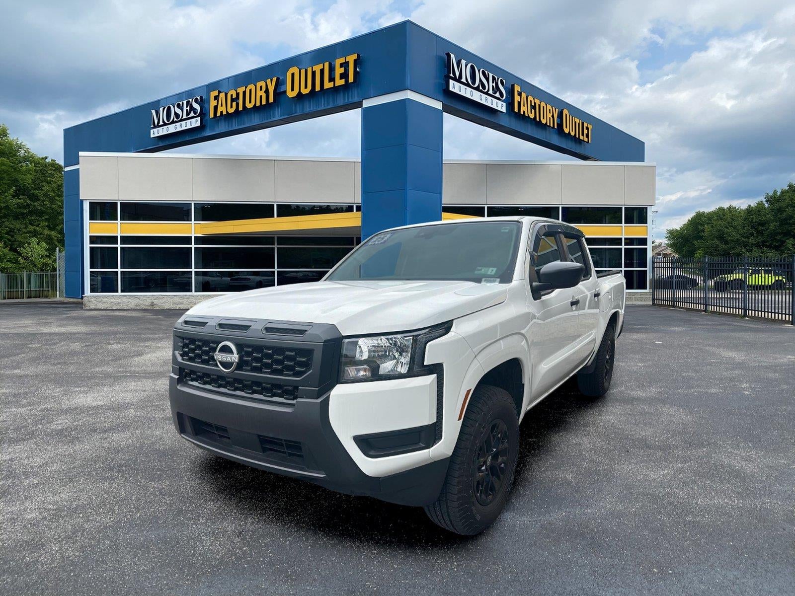 2025 Nissan Frontier S