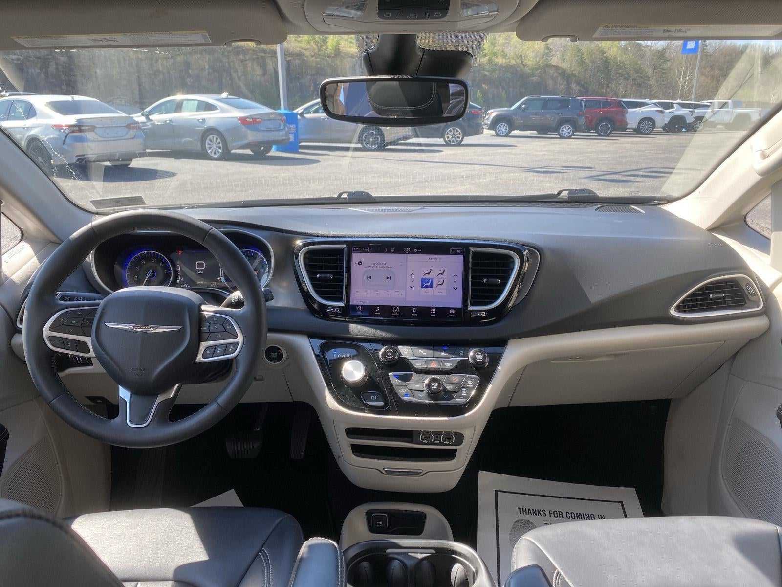 2024 Chrysler Pacifica Touring L