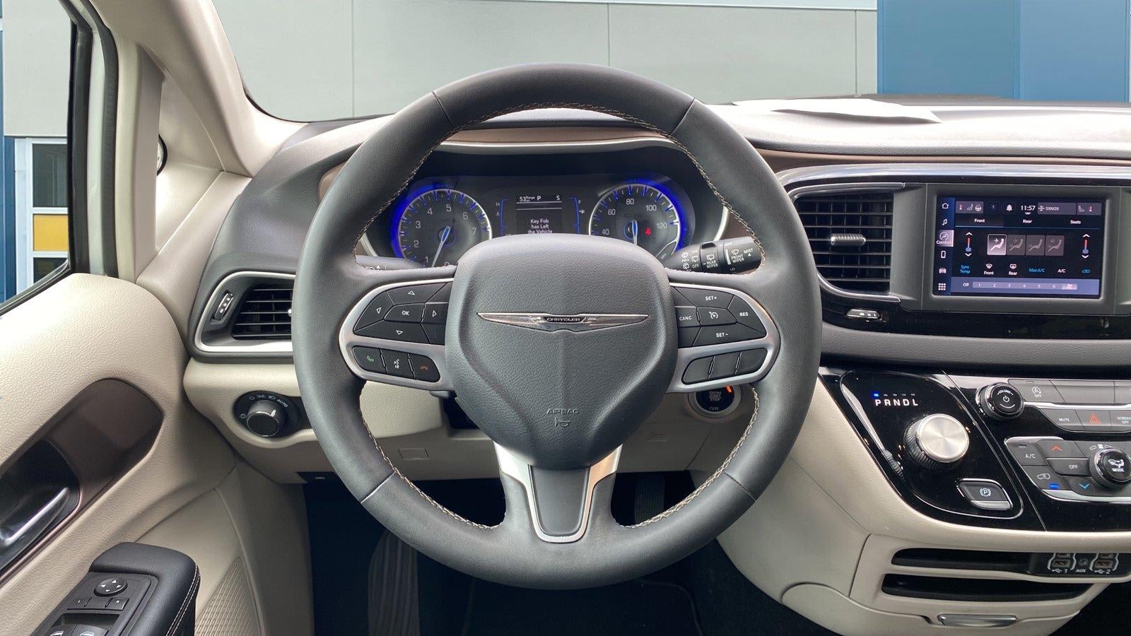 2024 Chrysler Voyager LX