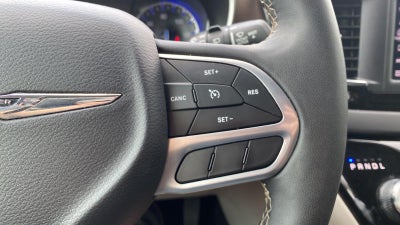 2024 Chrysler Voyager LX