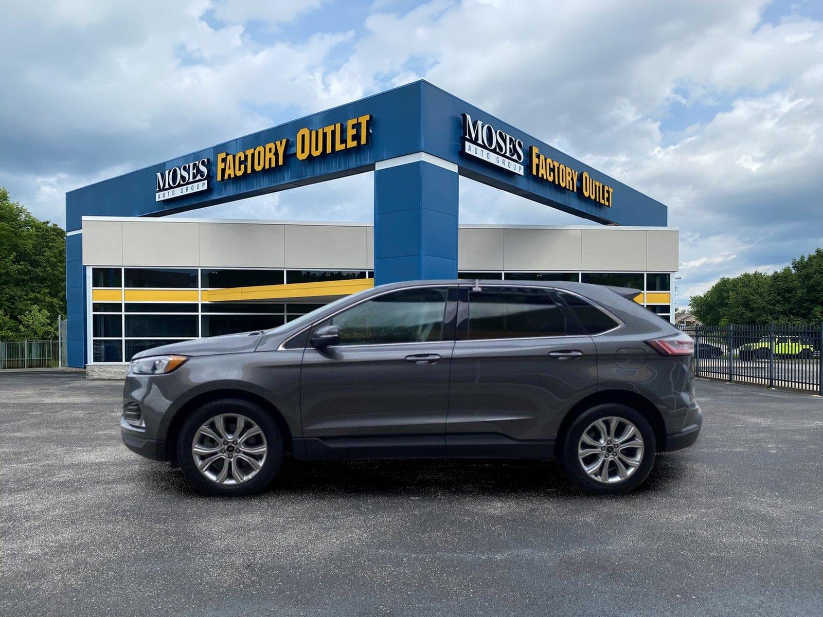 2024 Ford Edge Titanium