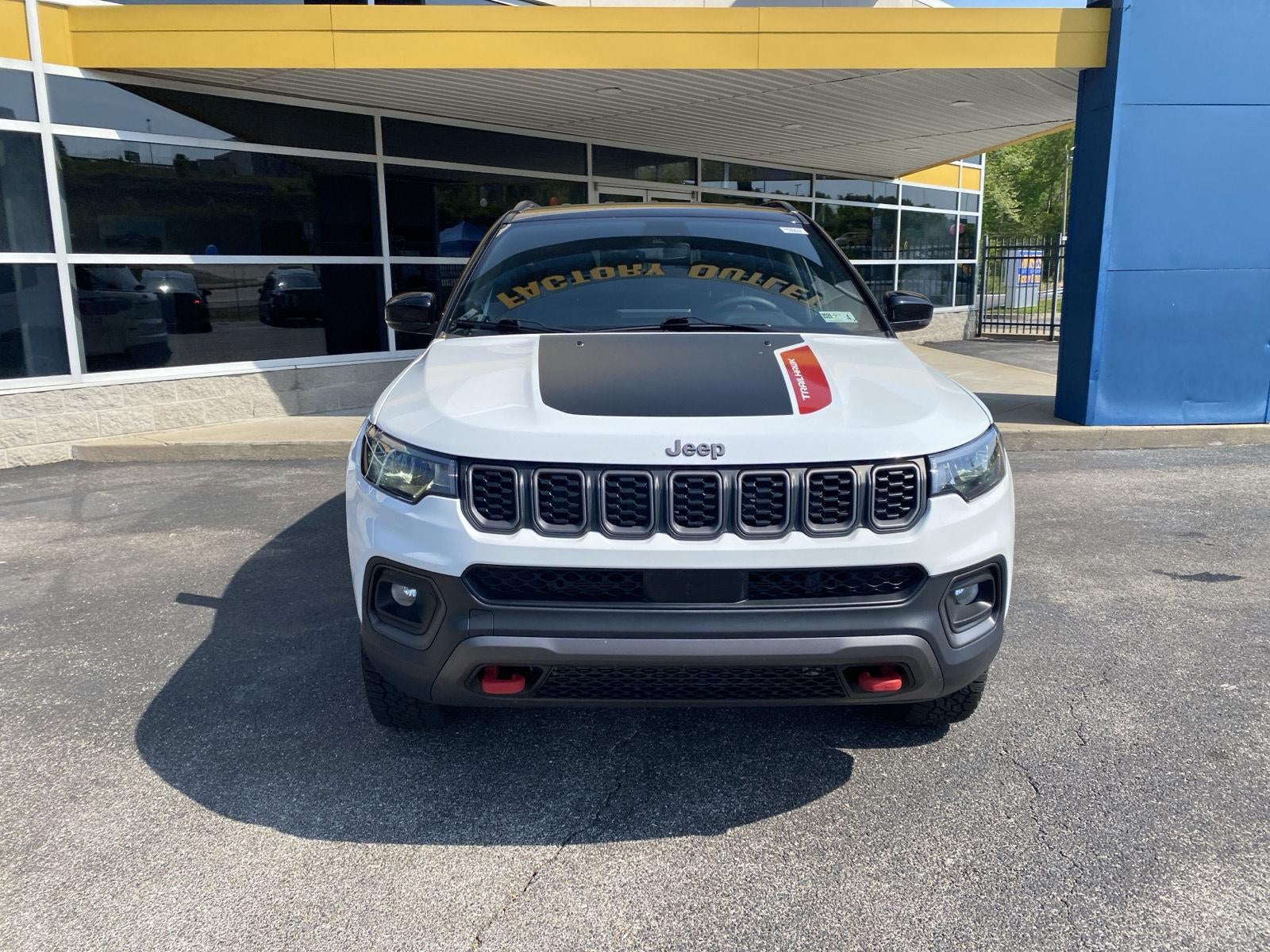 2025 Jeep Compass Trailhawk