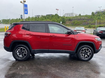 2025 Jeep Compass Trailhawk