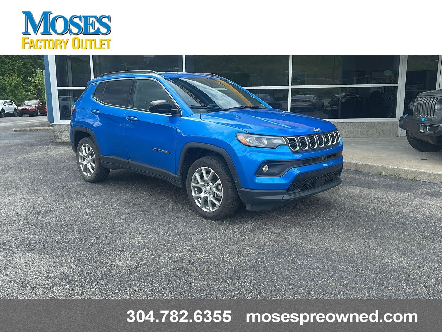 2024 Jeep Compass Latitude Lux 4X4's photo
