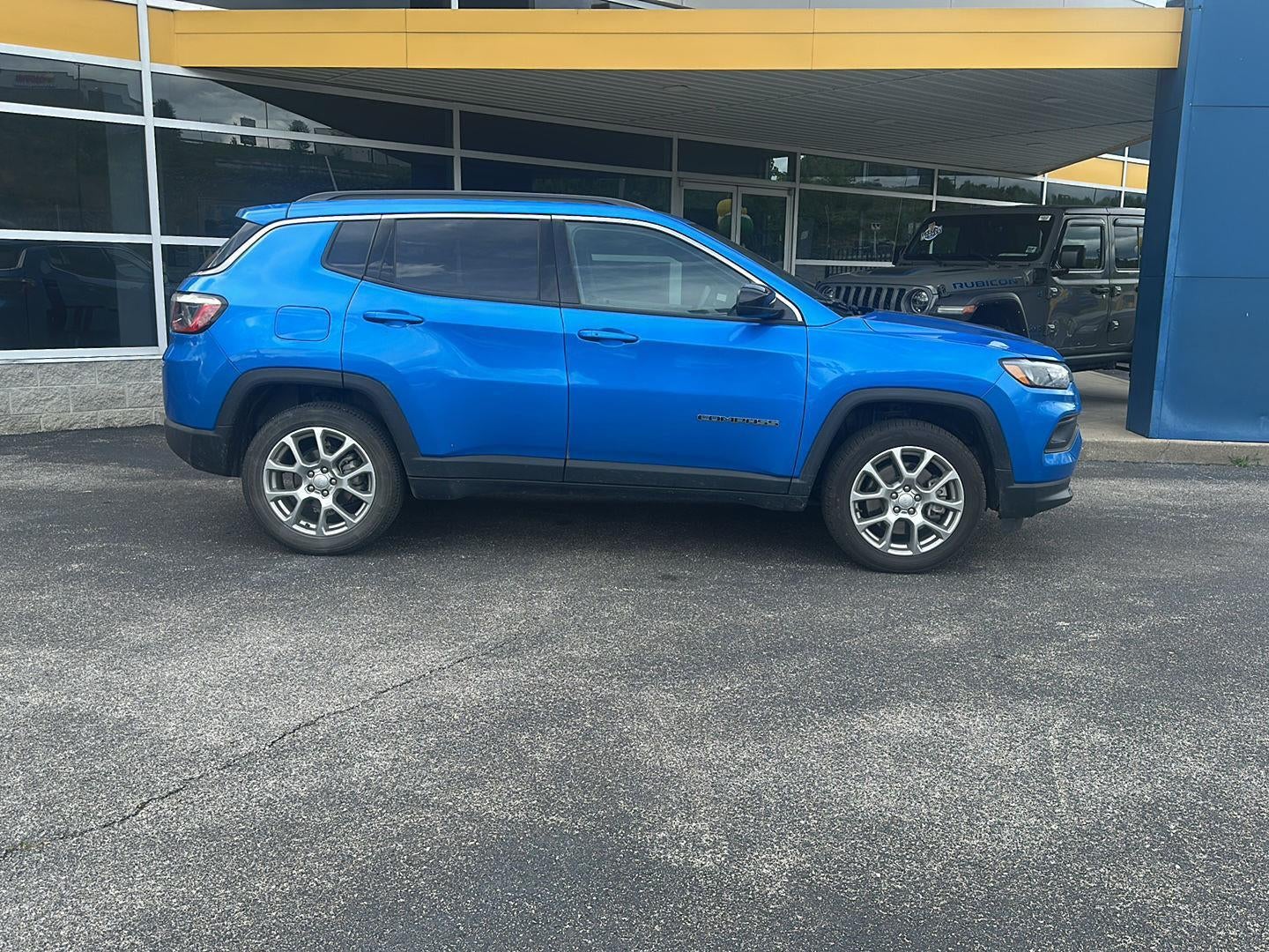 2024 Jeep Compass Latitude Lux
