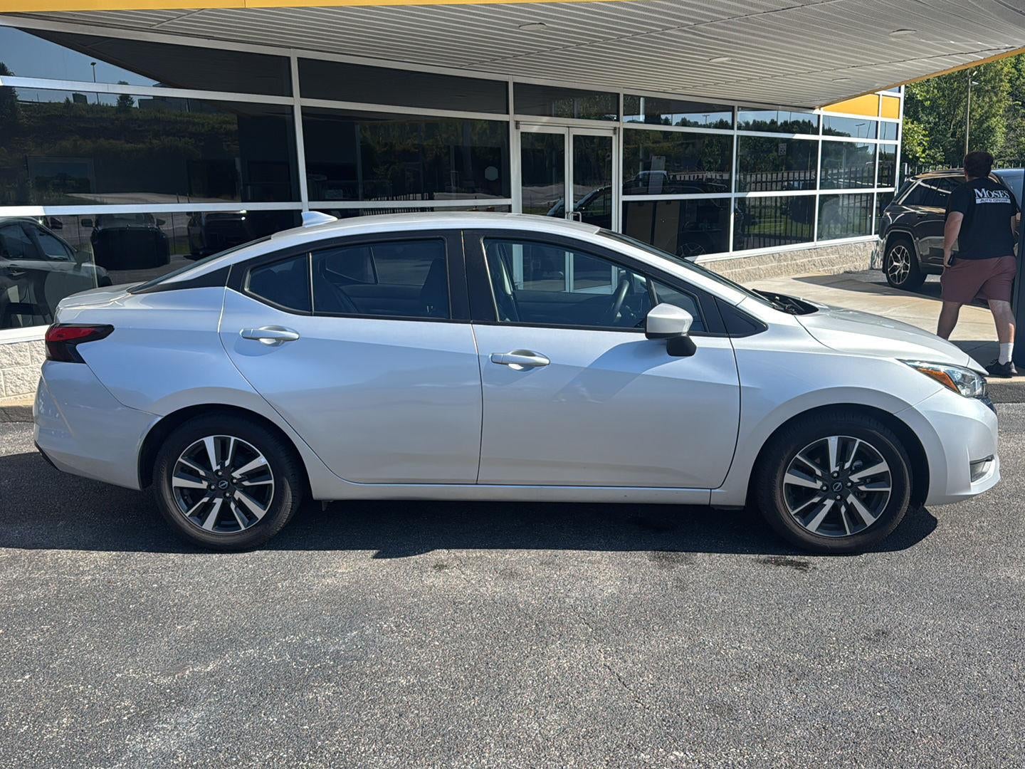 2025 Nissan Versa SV