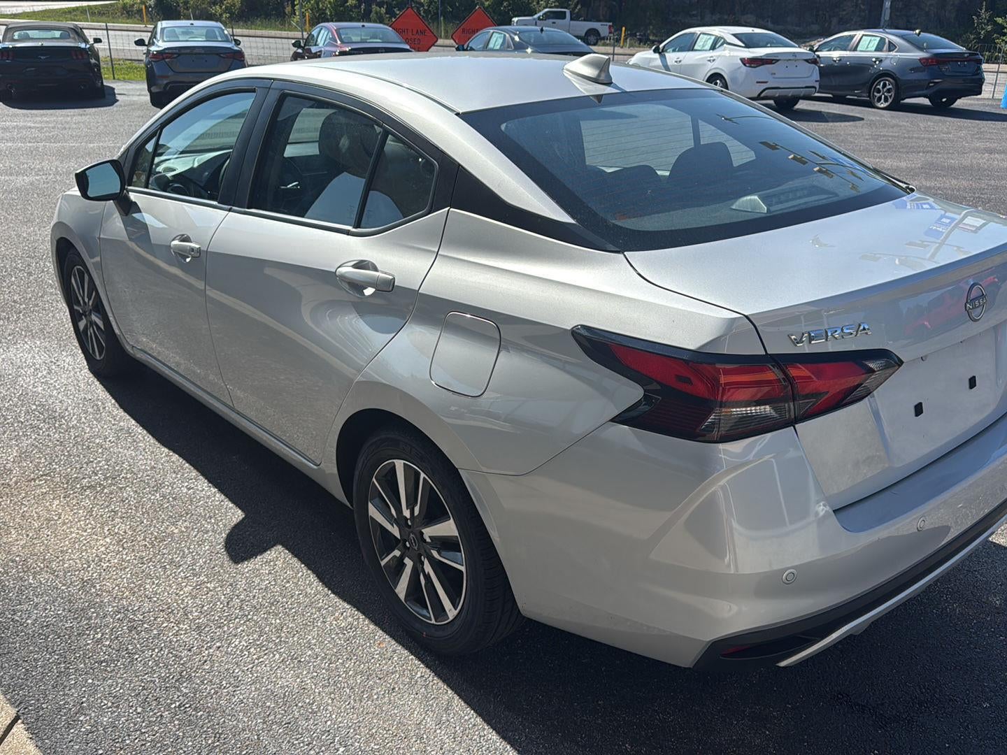 2025 Nissan Versa SV