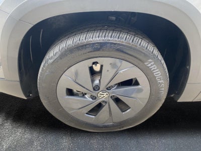 2025 Volkswagen Taos S