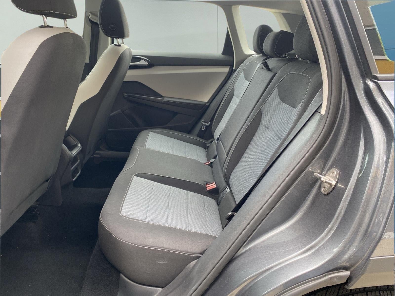 2025 Volkswagen Taos S