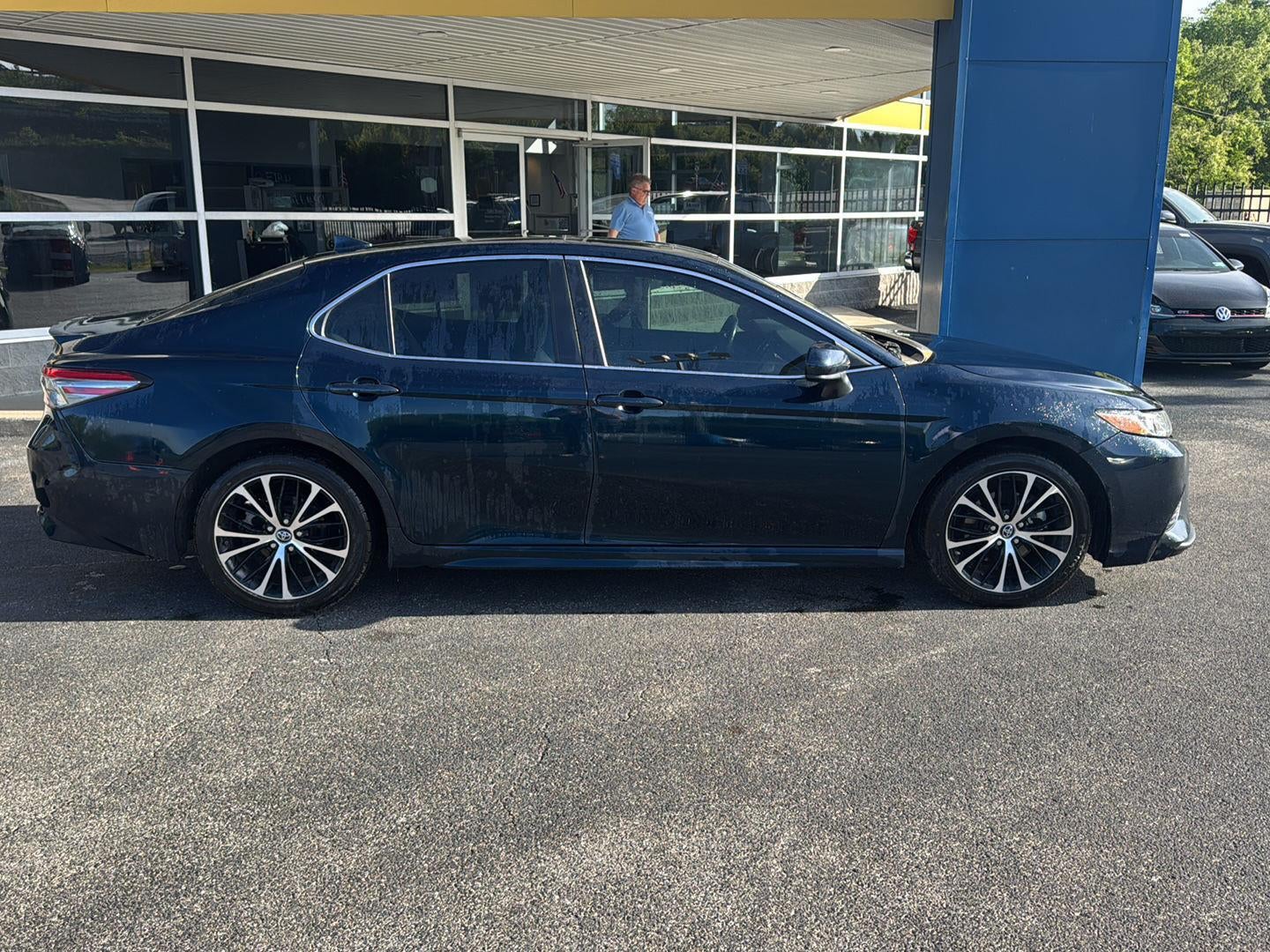 2019 Toyota Camry SE