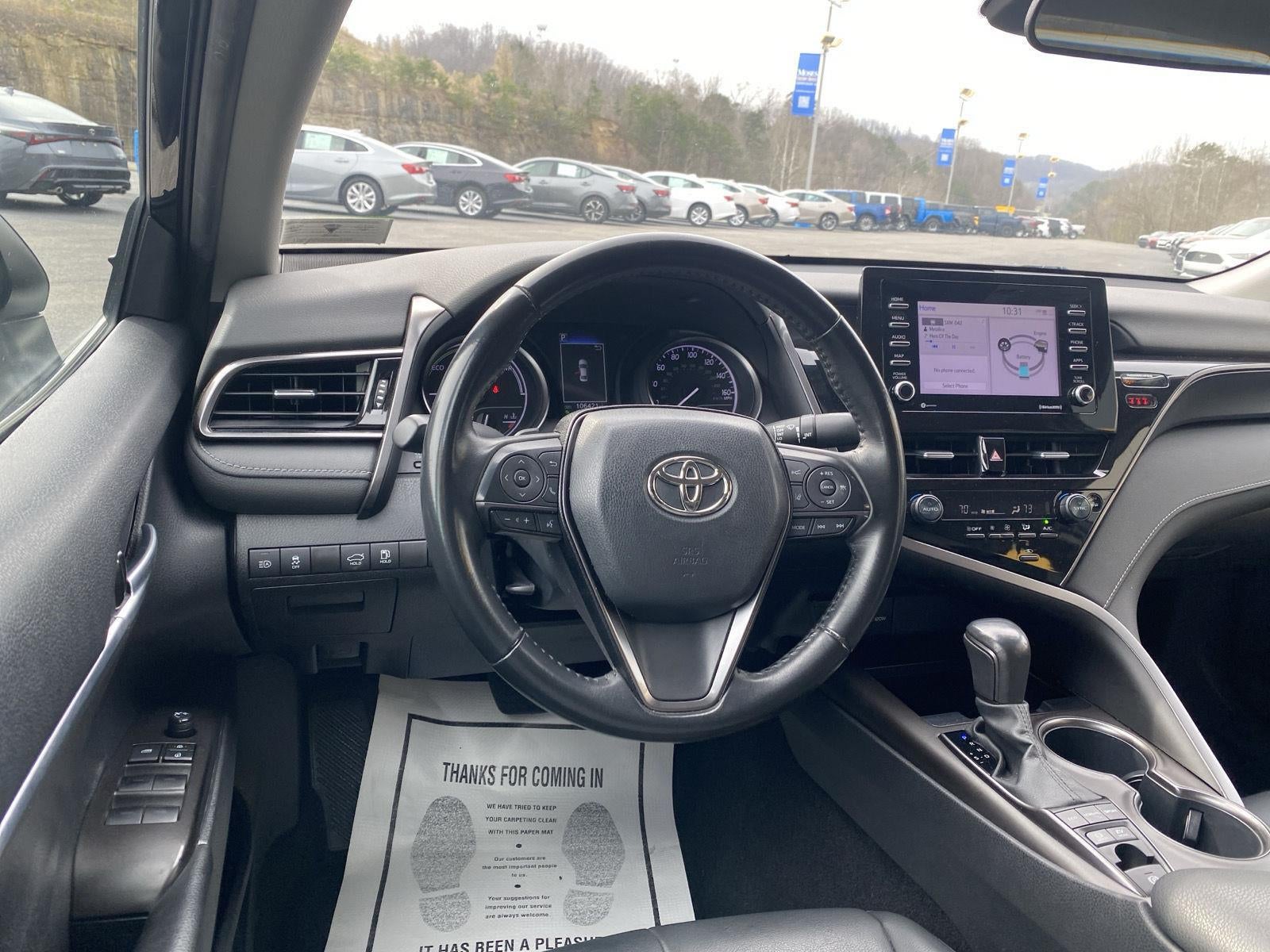 2023 Toyota Camry Hybrid SE