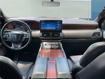 2023 Lincoln Navigator L Reserve