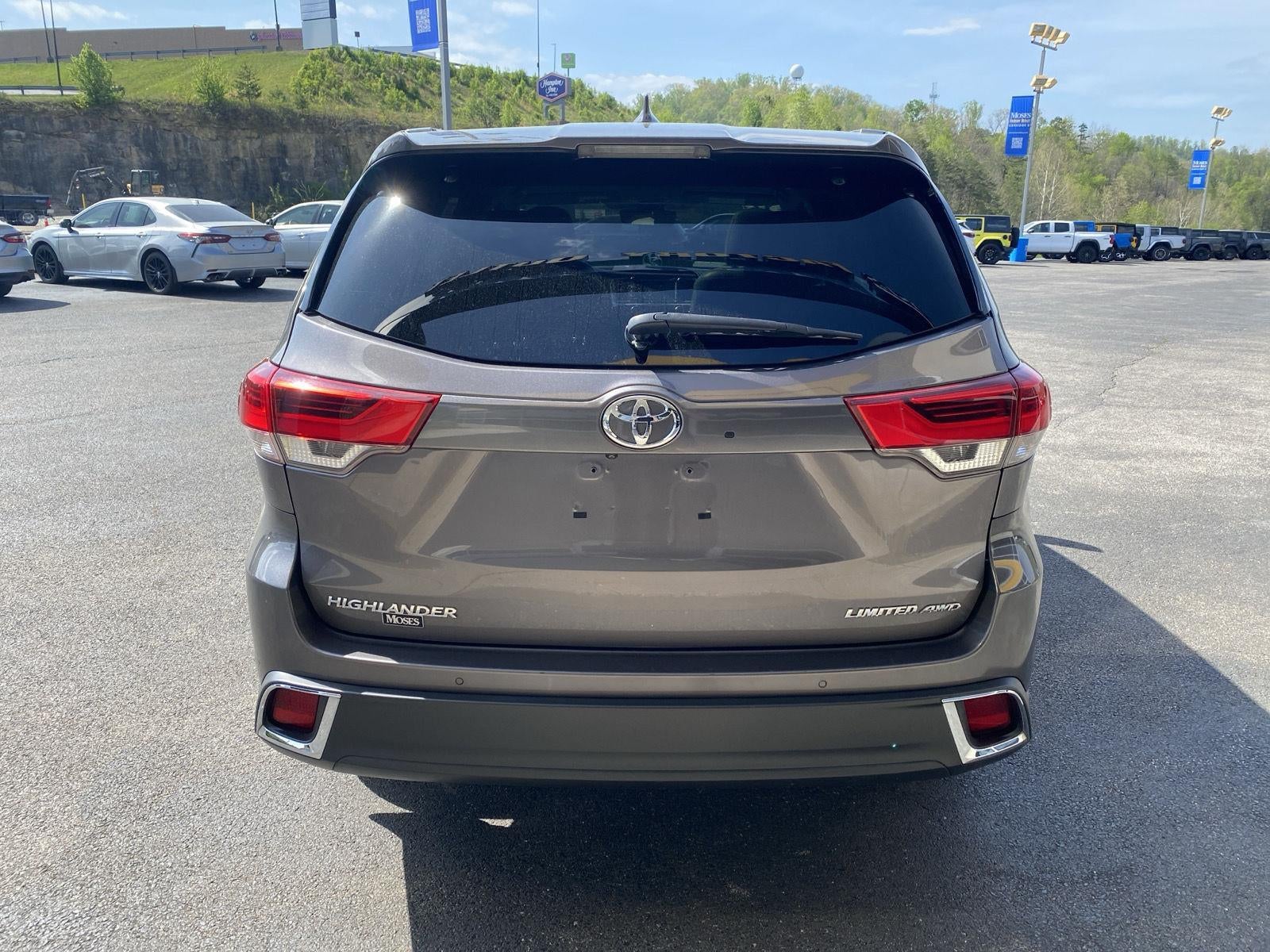 2017 Toyota Highlander Limited
