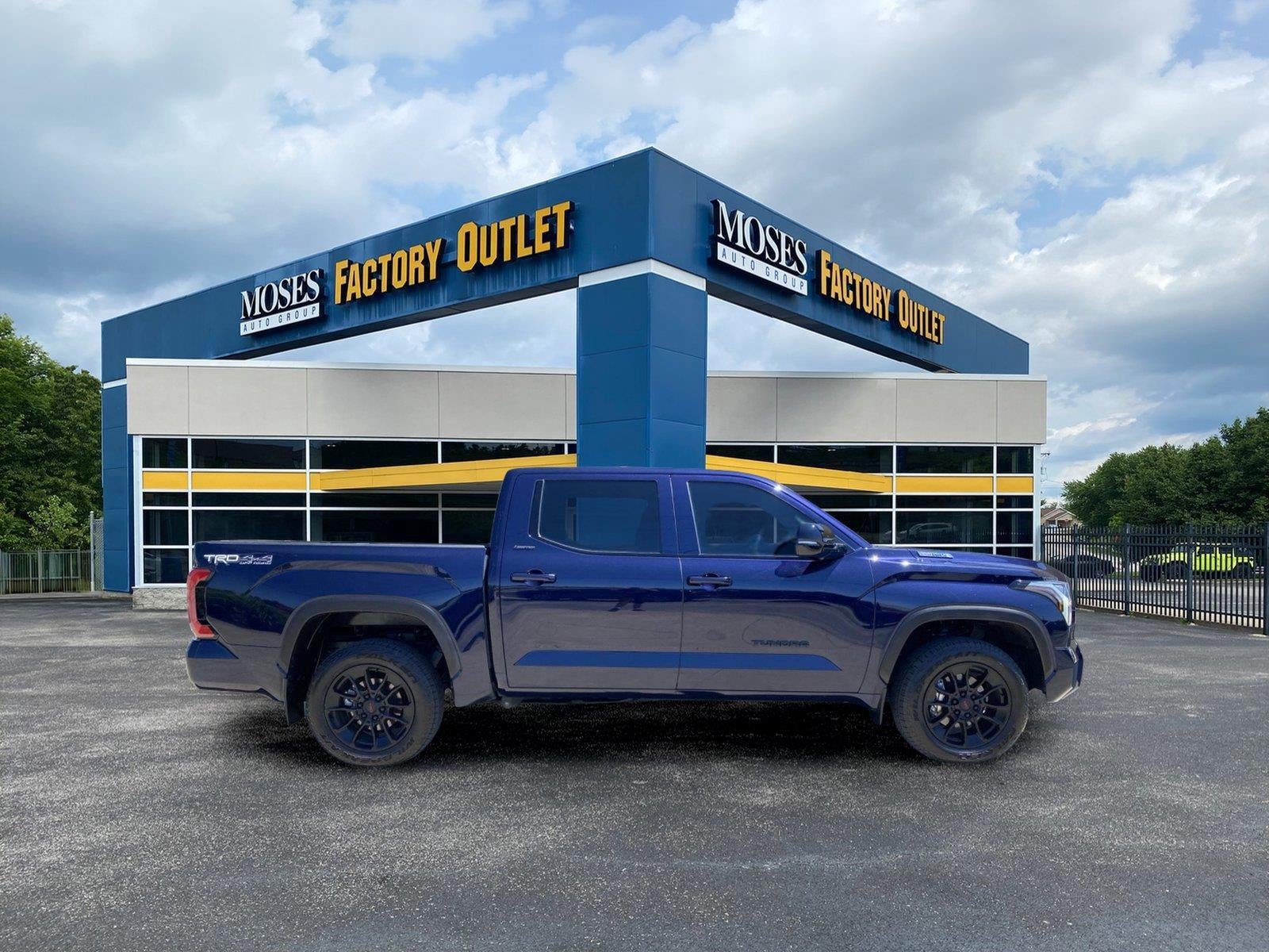 2025 Toyota Tundra Limited HV