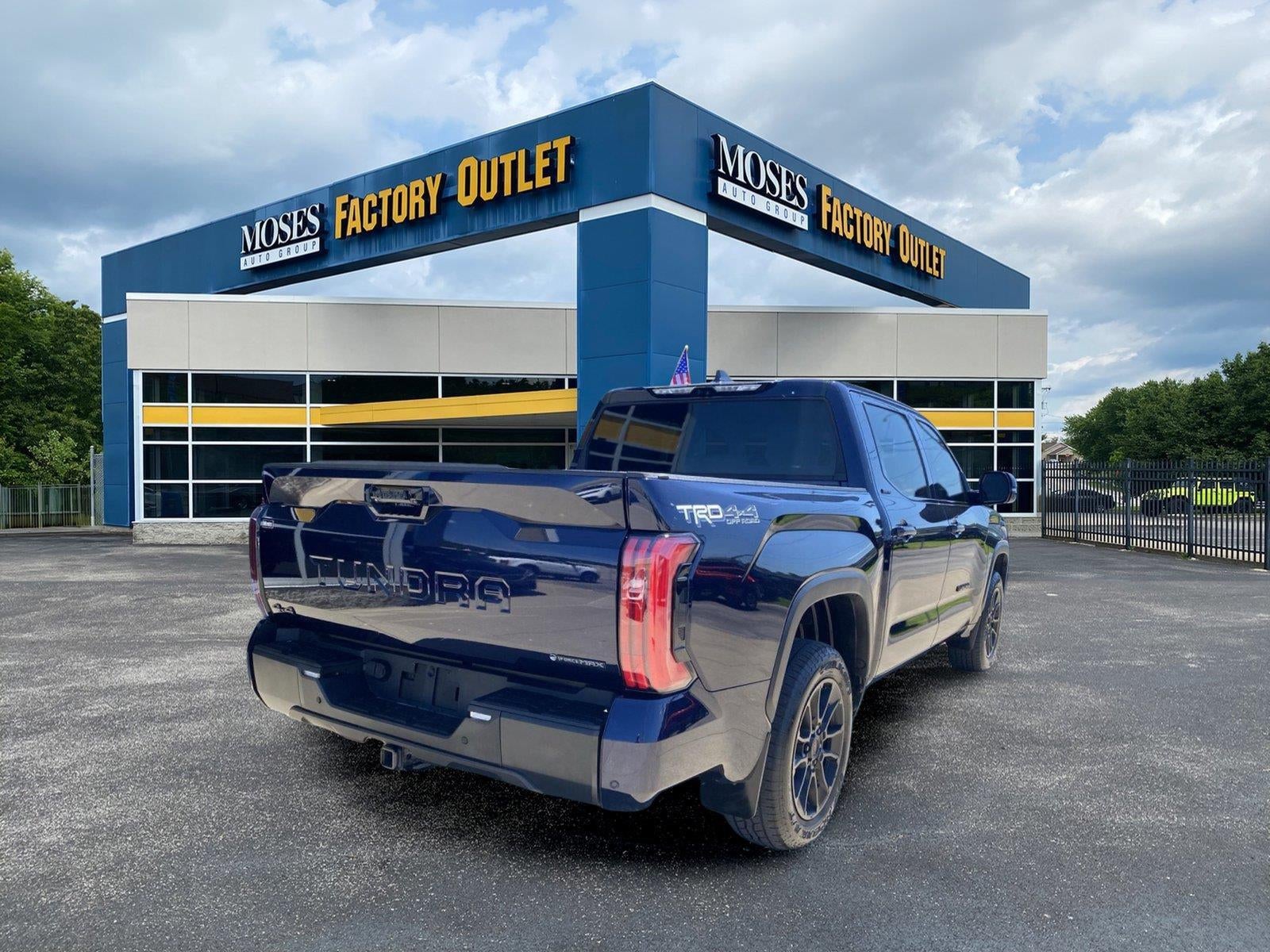 2025 Toyota Tundra Limited HV
