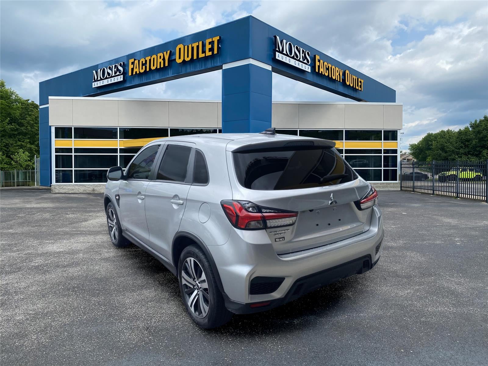 2025 Mitsubishi Outlander Sport ES