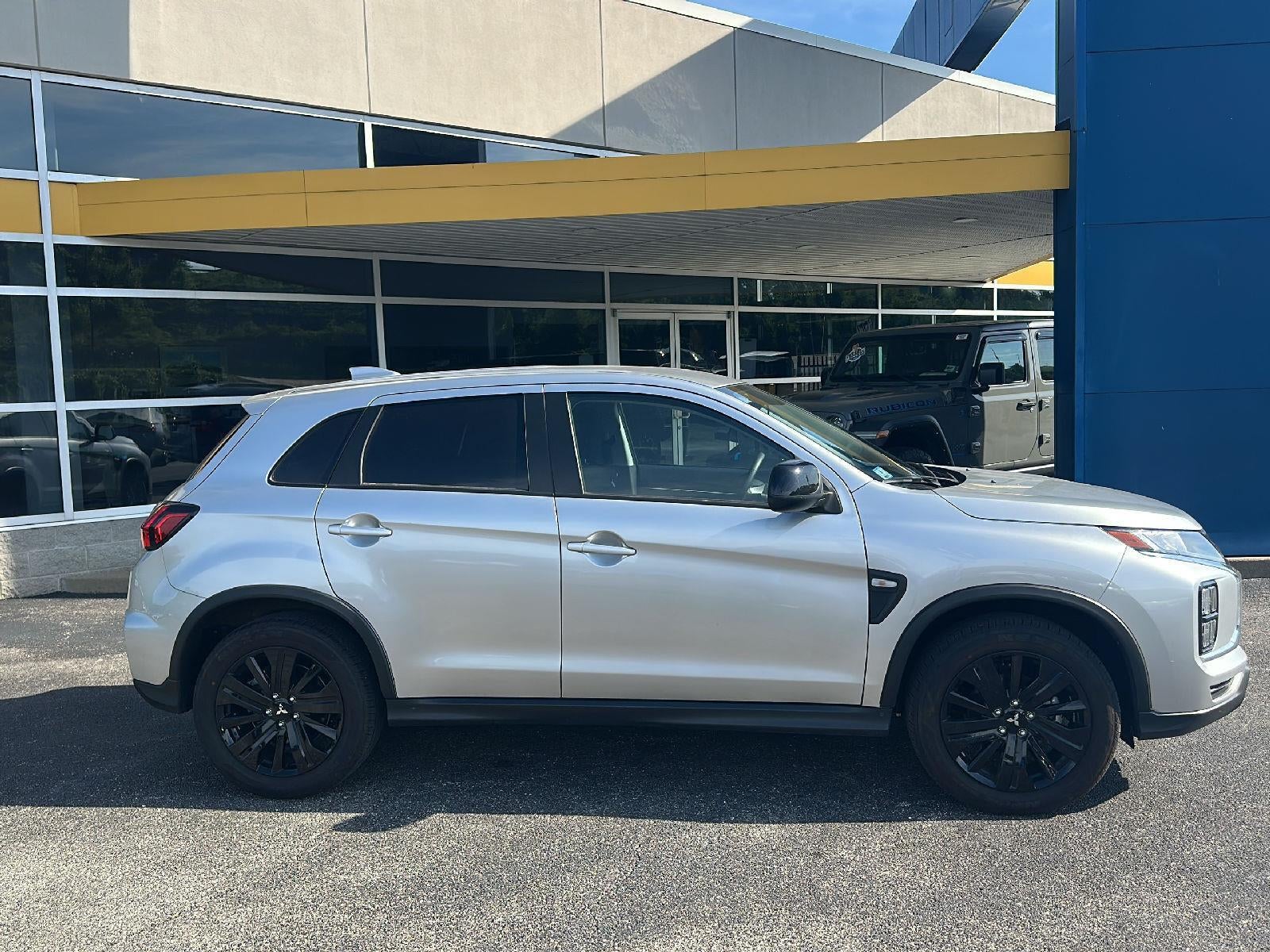 2025 Mitsubishi Outlander Sport S