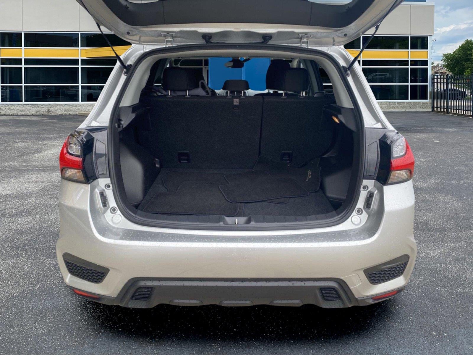 2025 Mitsubishi Outlander Sport ES