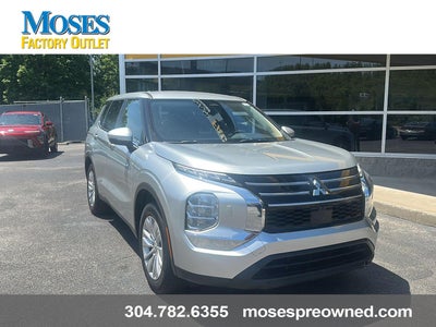 2025 Mitsubishi Outlander ES
